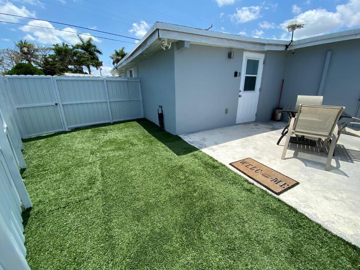 Nice Cottages Near Fiu Miami Exterior photo