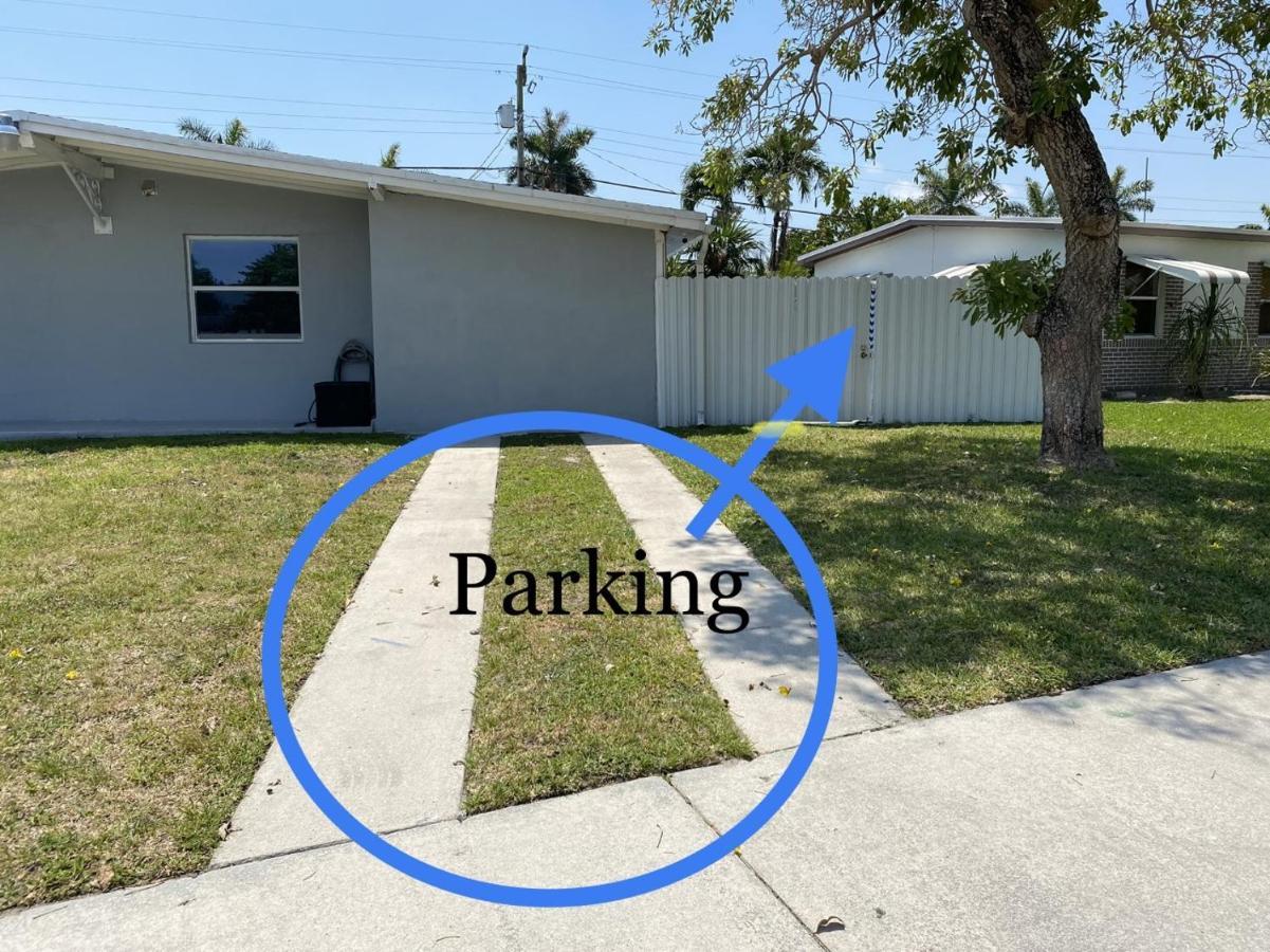 Nice Cottages Near Fiu Miami Exterior photo